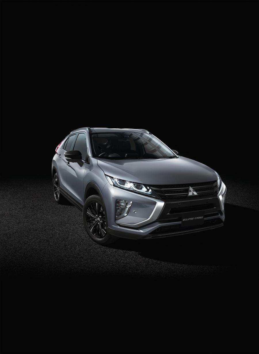  Mitsubishi Eclipse Cross Black Edition 2018 года  (JP) (фото 4 из 31)